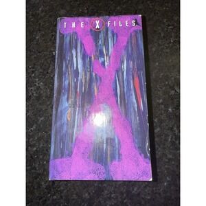 The X-Files Boxed‎ Set - Vol. 6 (VHS, 1998, 3-Tape Set)